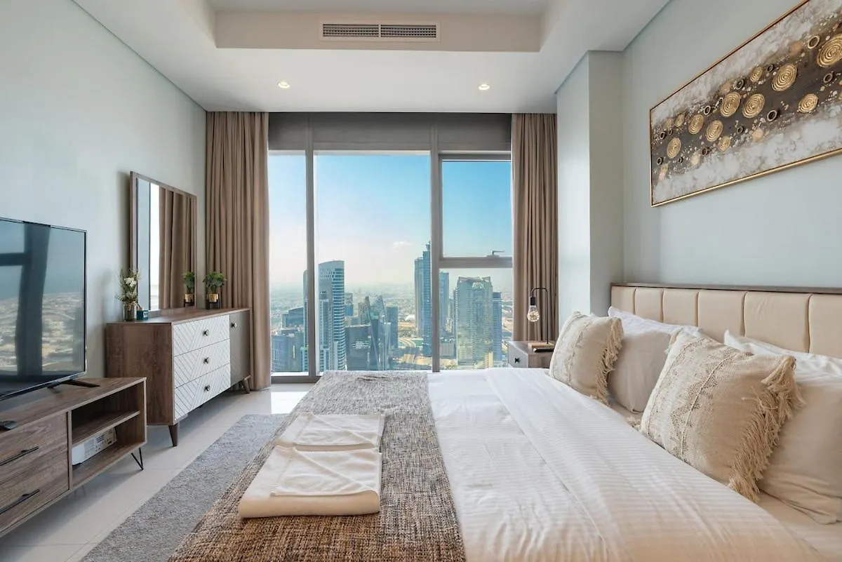 Near Dubai Mall - Pool Access - Sun Set View - Kingbed 0*,  阿拉伯联合酋长国