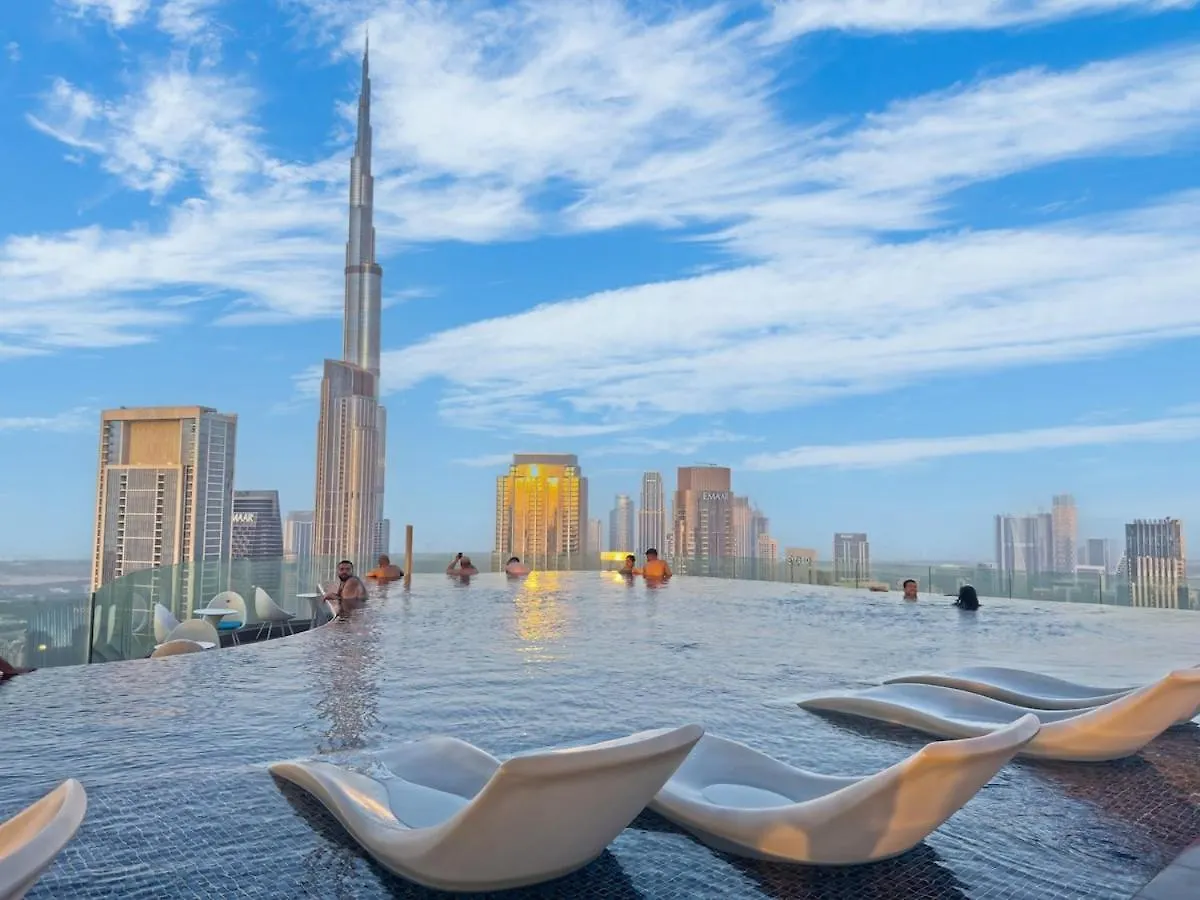 Near Dubai Mall - Pool Access - Sun Set View - Kingbed