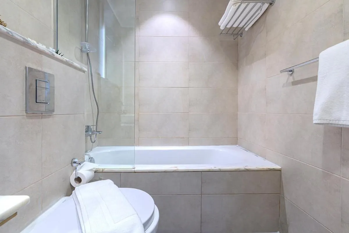 Near Dubai Mall - Pool Access - Sun Set View - Kingbed