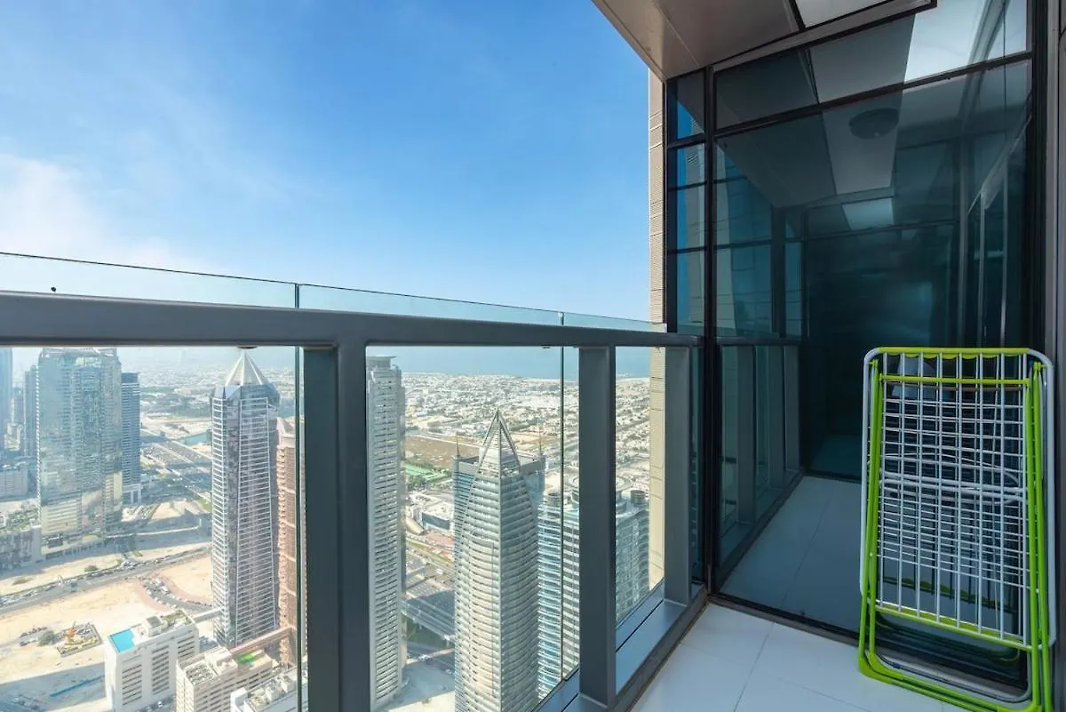 Near Dubai Mall - Pool Access - Sun Set View - Kingbed